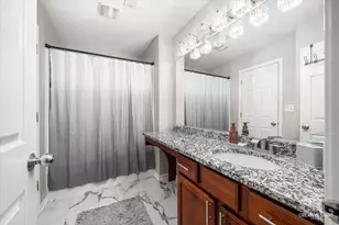 8510 Foxborough Way, Joliet, IL 60431 - Photo 12
