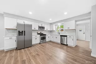 521 Cowles Ave, Joliet, IL 60435 - Photo 6