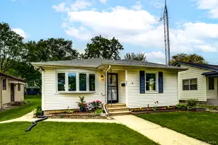 521 Cowles Ave, Joliet, IL 60435 - Photo 2