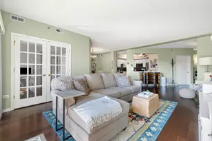 2240 S Grace St, Lombard, IL 60148 - Photo 10