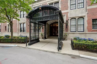1120 N Lake Shore Drive #18AB, Chicago, IL 60611 - Photo 2