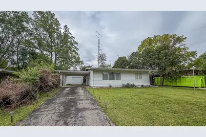 1001 E Burkwood Drive, Urbana, IL 61801 - Photo 2