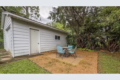 1001 E Burkwood Drive, Urbana, IL 61801 - Photo 18