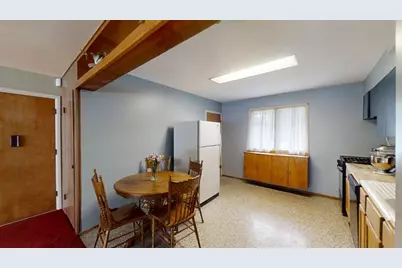 1001 E Burkwood Drive, Urbana, IL 61801 - Photo 8