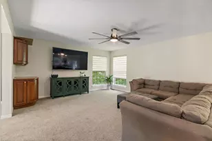 213 SW Griffin Pl, Poplar Grove, IL 61065 - Photo 6