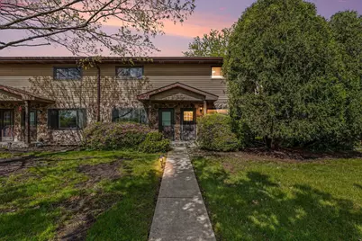 151 S Ruga Court, Addison, IL 60101 - Photo 2