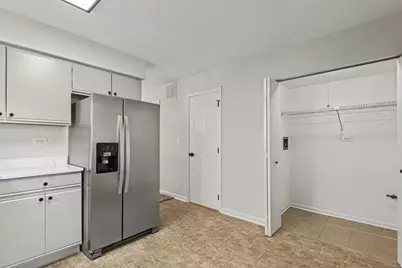 151 S Ruga Court, Addison, IL 60101 - Photo 10