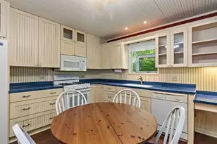 2 Summit Ave, East Dundee, IL 60118 - Photo 12