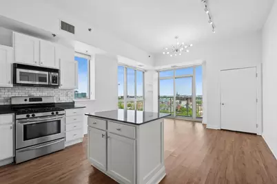 230 W Division Street #1408, Chicago, IL 60610 - Photo 4