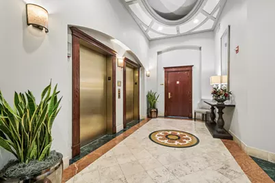 230 W Division Street #1408, Chicago, IL 60610 - Photo 2