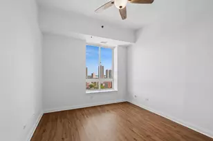 230 W Division St, Chicago, IL 60610 - Photo 10