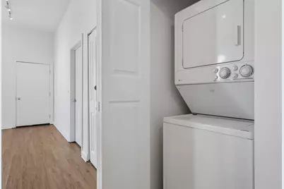 230 W Division Street #1408, Chicago, IL 60610 - Photo 12