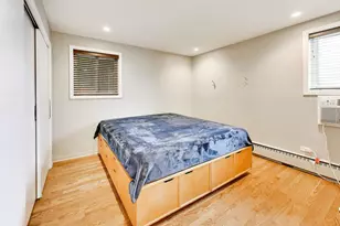 2722 Central St, Evanston, IL 60201 - Photo 16