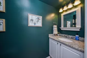 1140 Lakewood Cir, Naperville, IL 60540 - Photo 12