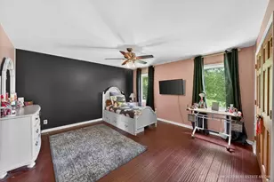 676 Old Westbury Rd, Crystal Lake, IL 60012 - Photo 42