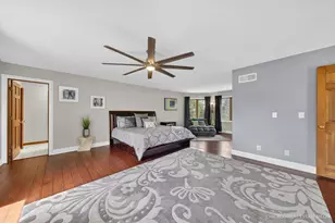 676 Old Westbury Rd, Crystal Lake, IL 60012 - Photo 32