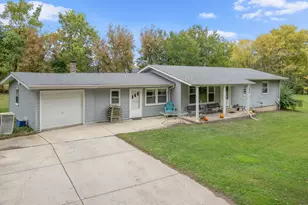 2110 A-B State Route 31 Rte, Oswego, IL 60543 - Photo 2