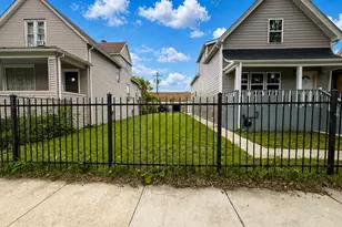 5415 W Rice St, Chicago, IL 60651 - Photo 2