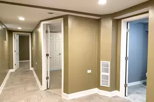 5415 W Rice St, Chicago, IL 60651 - Photo 32