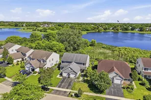 2814 Impressions Dr, Lake in the Hills, IL 60156 - Photo 2
