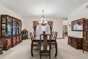 1105 Portsmouth Cir, Gurnee, IL 60031 - Photo 14