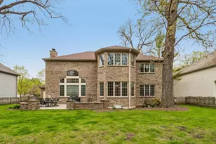 1105 Portsmouth Cir, Gurnee, IL 60031 - Photo 8