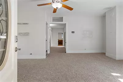 209 E Griggs Street, Mansfield, IL 61854 - Photo 4