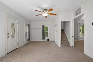 209 E Griggs St, Mansfield, IL 61854 - Photo 6