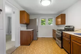 209 E Griggs St, Mansfield, IL 61854 - Photo 12