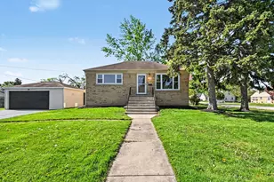 2255 Atlantic Ave Ave, Melrose Park, IL 60164 - Photo 1