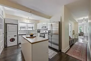 927 Hinman Ave, Evanston, IL 60202 - Photo 14