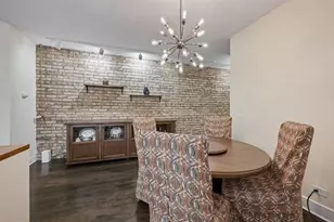927 Hinman Ave, Evanston, IL 60202 - Photo 18