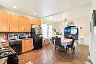 617 Hirsch Ave, Calumet City, IL 60409 - Photo 6