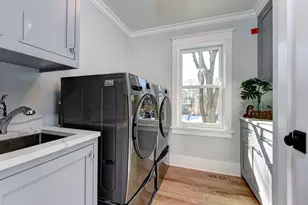 422 Ames St, Libertyville, IL 60048 - Photo 8
