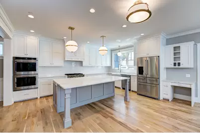 422 Ames Street, Libertyville, IL 60048 - Photo 2