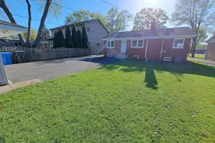 307 N Fairview Ave, Mount Prospect, IL 60056 - Photo 16