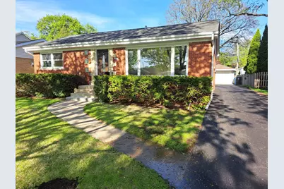 307 N Fairview Avenue, Mount Prospect, IL 60056 - Photo 1