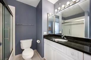 3660 N Lake Shore Dr, Chicago, IL 60613 - Photo 16