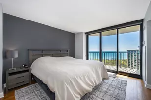 3660 N Lake Shore Dr, Chicago, IL 60613 - Photo 12
