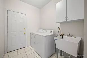 255 Charlotte Ct, Cary, IL 60013 - Photo 16