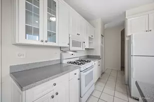 255 Charlotte Ct, Cary, IL 60013 - Photo 12