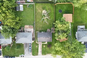 1112 Spruce St, Lake in the Hills, IL 60156 - Photo 20