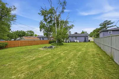 1112 Spruce Street, Lake in the Hills, IL 60156 - Photo 14