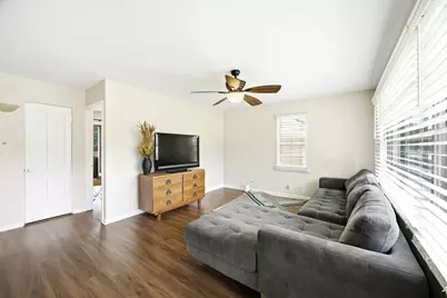 1112 Spruce Street, Lake in the Hills, IL 60156 - Photo 2