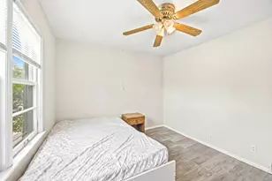 1112 Spruce St, Lake in the Hills, IL 60156 - Photo 10