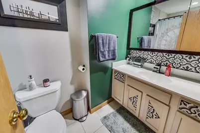 4915 W Gunnison Street #D, Chicago, IL 60630 - Photo 18
