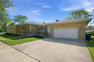 16560 Greenwood Ave, South Holland, IL 60473 - Photo 2