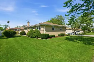 16560 Greenwood Ave, South Holland, IL 60473 - Photo 4