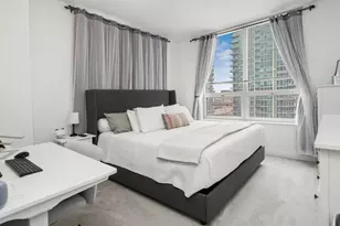 421 W Huron St, Chicago, IL 60654 - Photo 14
