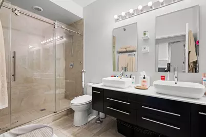 421 W Huron Street #1009, Chicago, IL 60654 - Photo 16